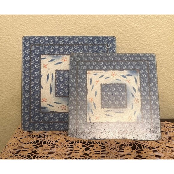 2 Temptations by Tara Old World Blue Glass Trivet/Hot Pad Square - Picture 1 of 4